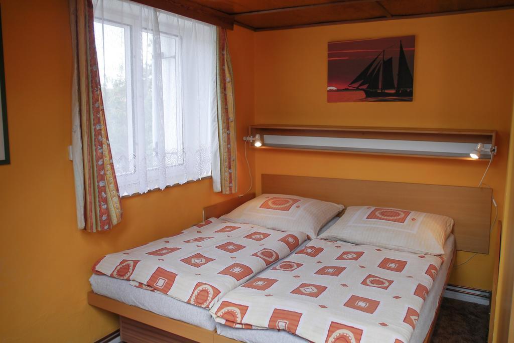 Penzion Kapitan Jindřichův Hradec Exterior foto